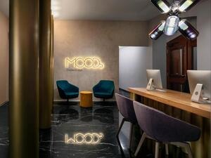 MOODs Charles Bridge